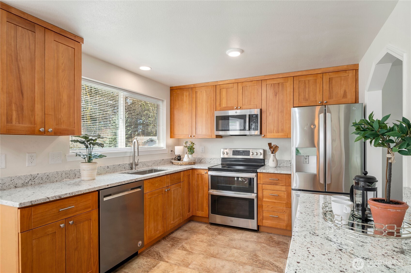 3559 Ridgetop Court Northeast Bremerton, WA 98310 - Photo 11 of 36 Gallery Image 11