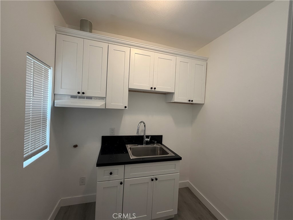 722 Atlantic Avenue Long Beach, CA 90813 - Photo 2 of 5