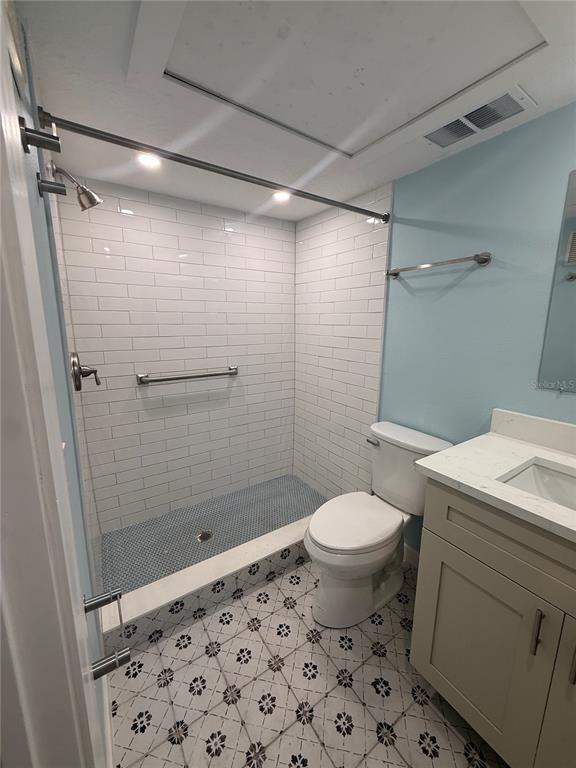 171 Medallion Boulevard, Unit B Madeira Beach, FL 33708 - Photo 16 of 26