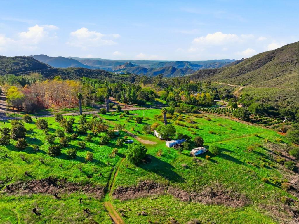 9550 Rainbrook Drive Fallbrook, CA 92028 - Photo 13 of 23