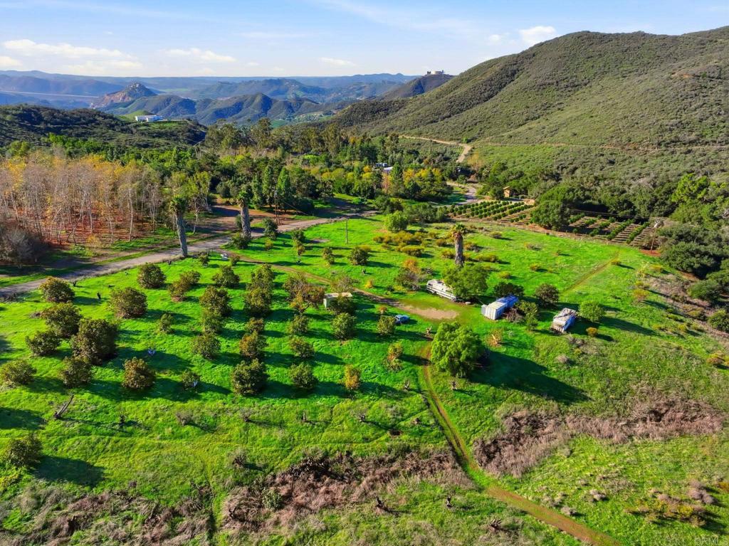 9550 Rainbrook Drive Fallbrook, CA 92028 - Photo 14 of 23