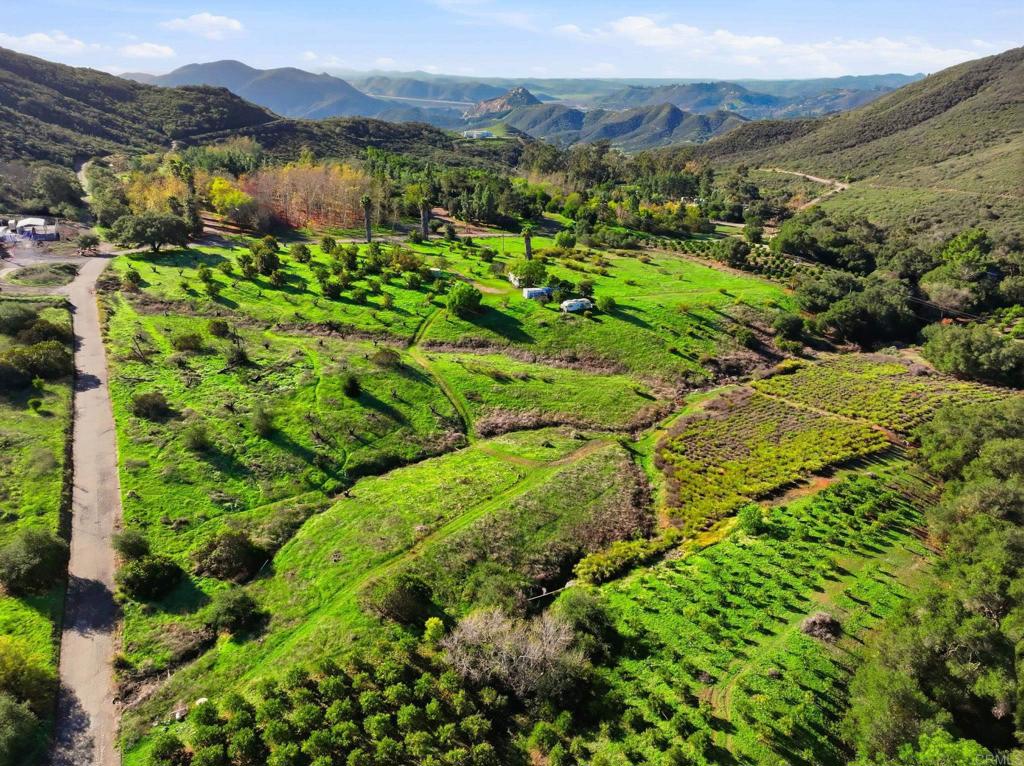 9550 Rainbrook Drive Fallbrook, CA 92028 - Photo 17 of 23