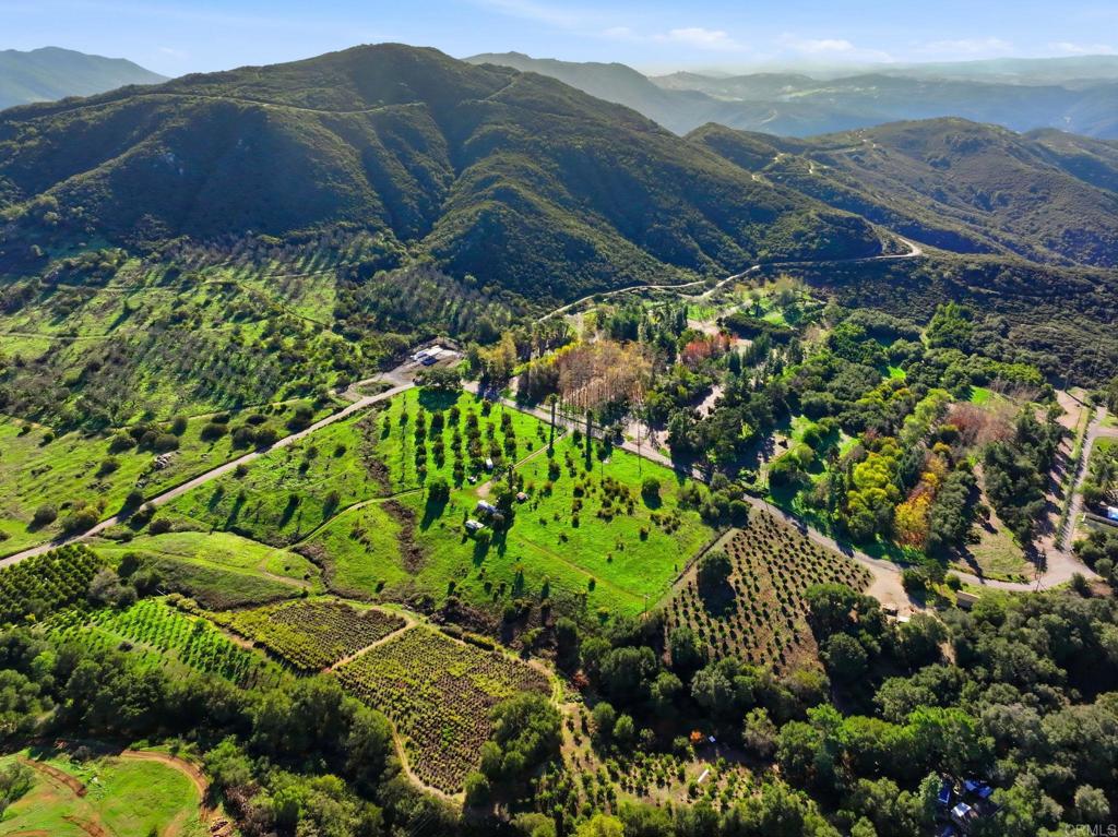 9550 Rainbrook Drive Fallbrook, CA 92028 - Photo 5 of 23