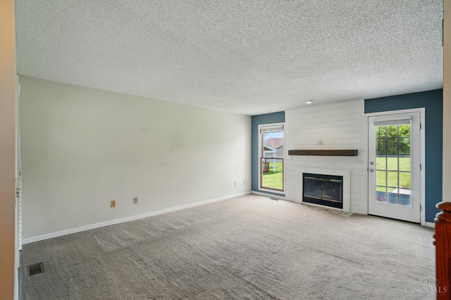 617 Orient Way Hamilton, OH 45013 - Photo 3 of 54