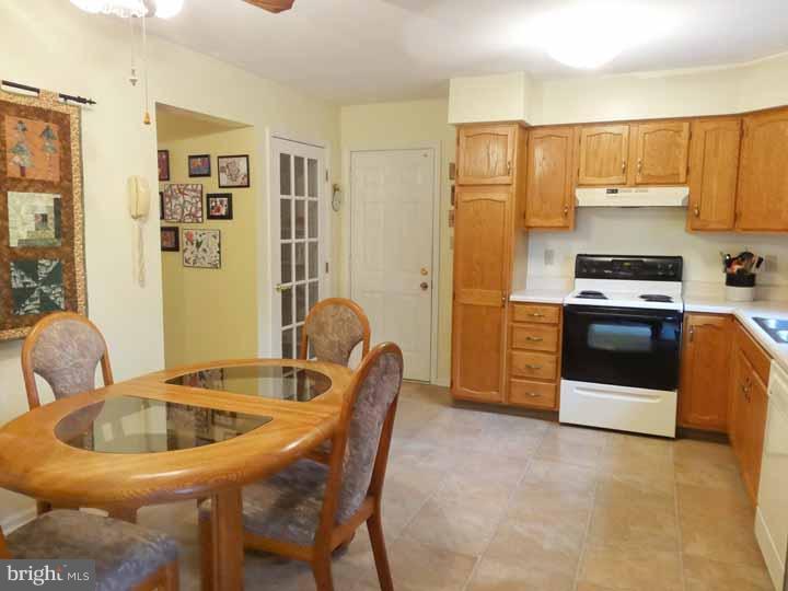 120 Spring Mt Road Schwenksville, PA 19473 - Photo 5 of 19 Gallery Image 5