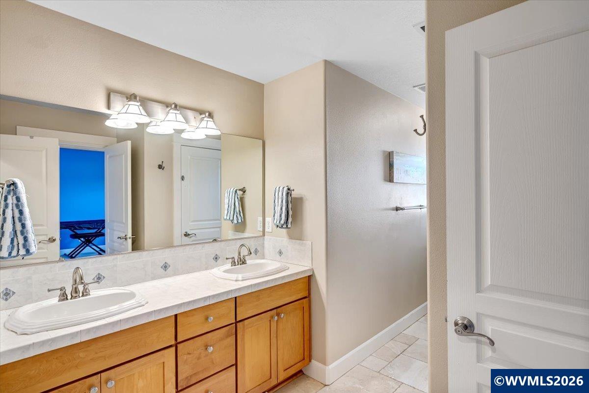 1304 Frontier Street Silverton, OR 97381 - Photo 36 of 50