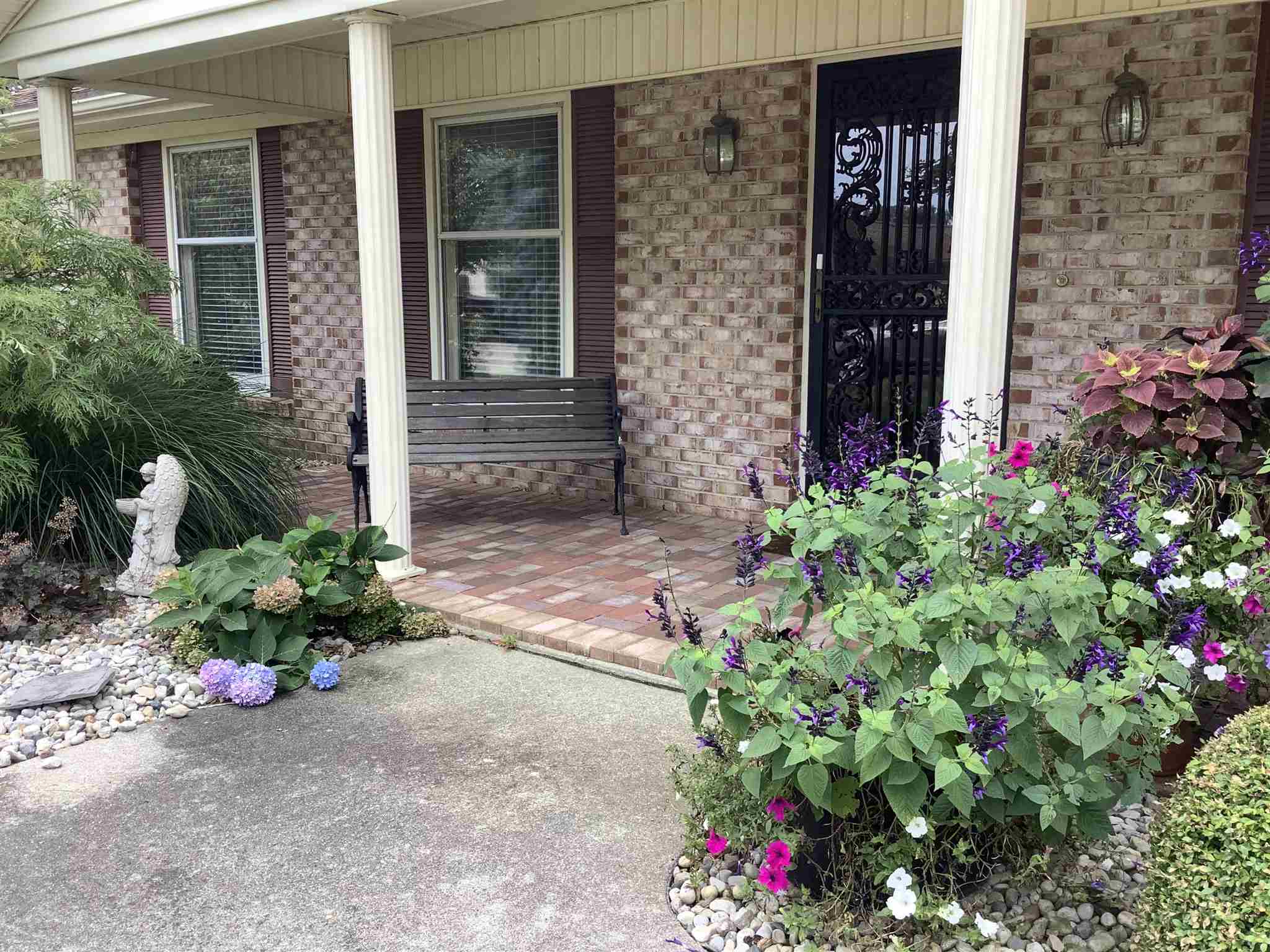 115 Berkley Court Decatur, IN 46733 - Photo 4 of 26