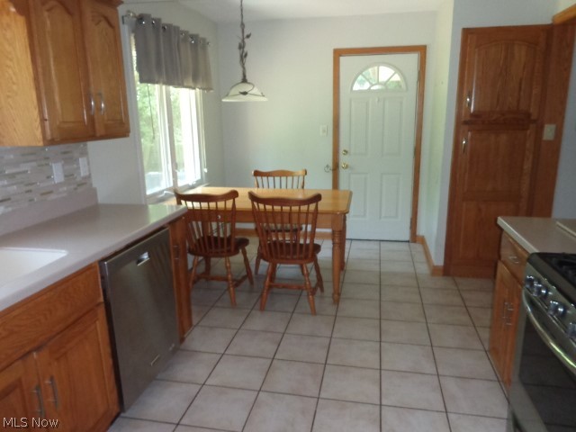11373 Ridge Road North Royalton, OH 44133 - Photo 16 of 41 Eat-in Kitchen