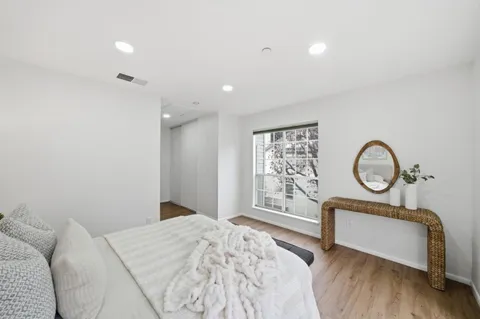 $1,249,000 | 968 Belmont Terrace, Unit 1, Sunnyvale, CA 94086