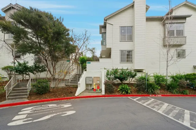 $1,249,000 | 968 Belmont Terrace, Unit 1, Sunnyvale, CA 94086