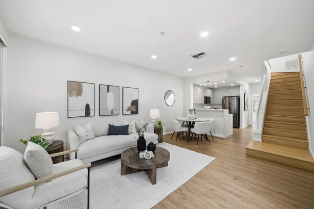 $1,249,000 | 968 Belmont Terrace, Unit 1, Sunnyvale, CA 94086