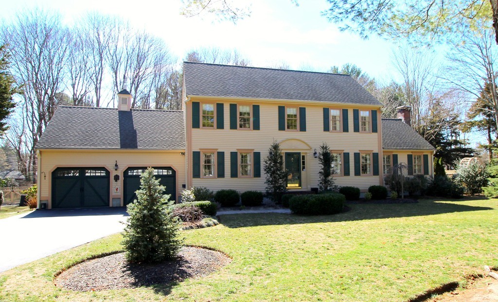 2 Cutter Hill Road Hingham, MA 02043 - Photo 1 of 18 Gallery Image 1