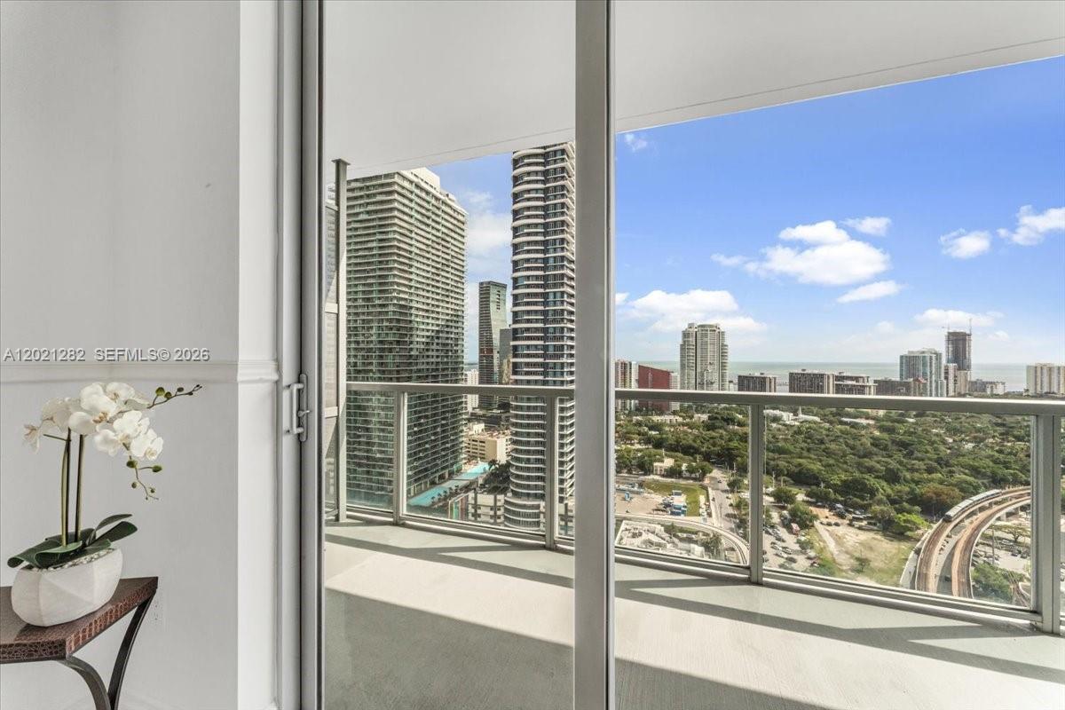 79 Southwest 12th Street, Unit 3401S Miami, FL 33130 - Photo 10 of 25 View from bedroom