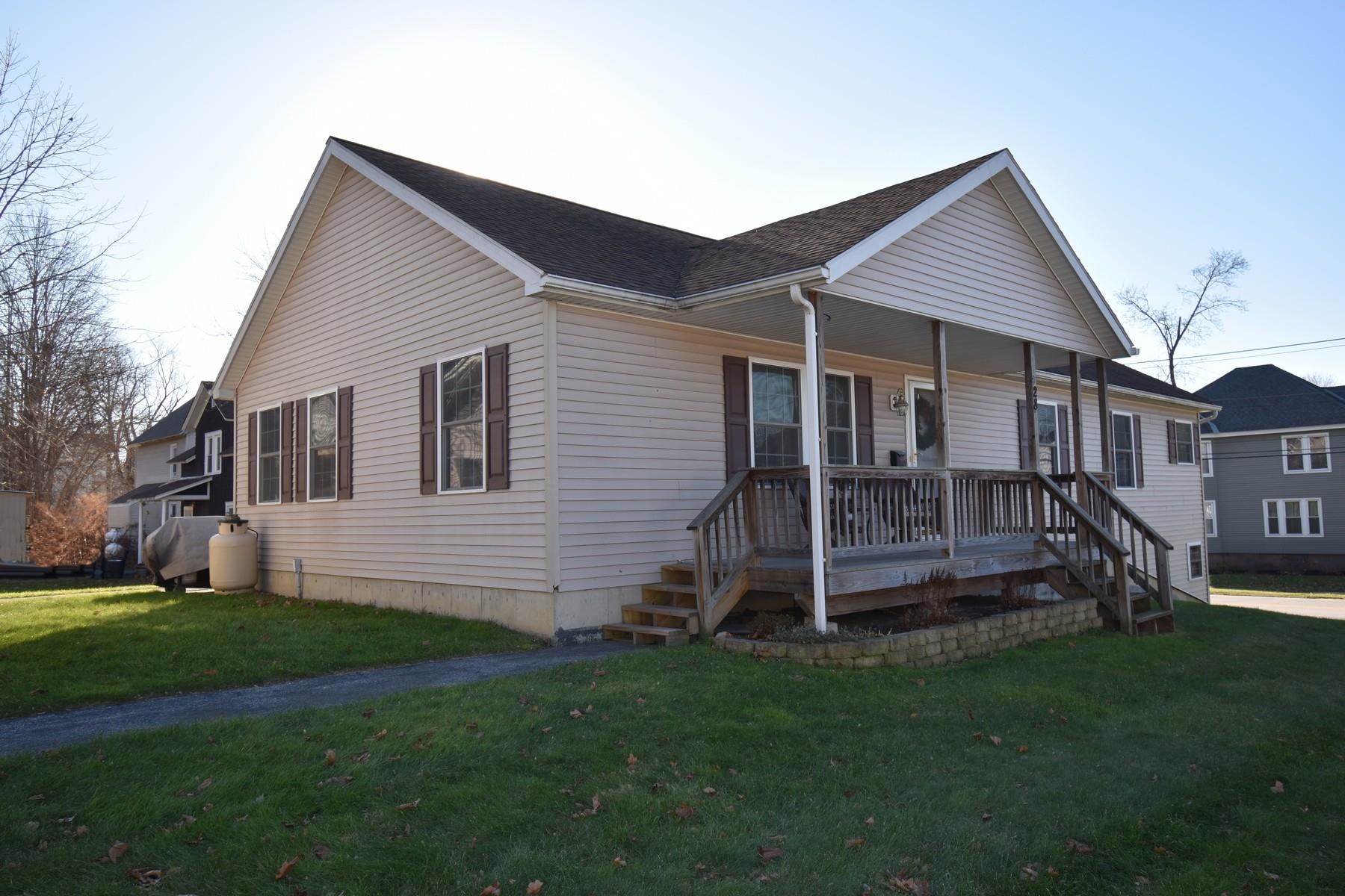 28 Burnham Avenue Rutland, VT 05701 - Photo 2 of 36