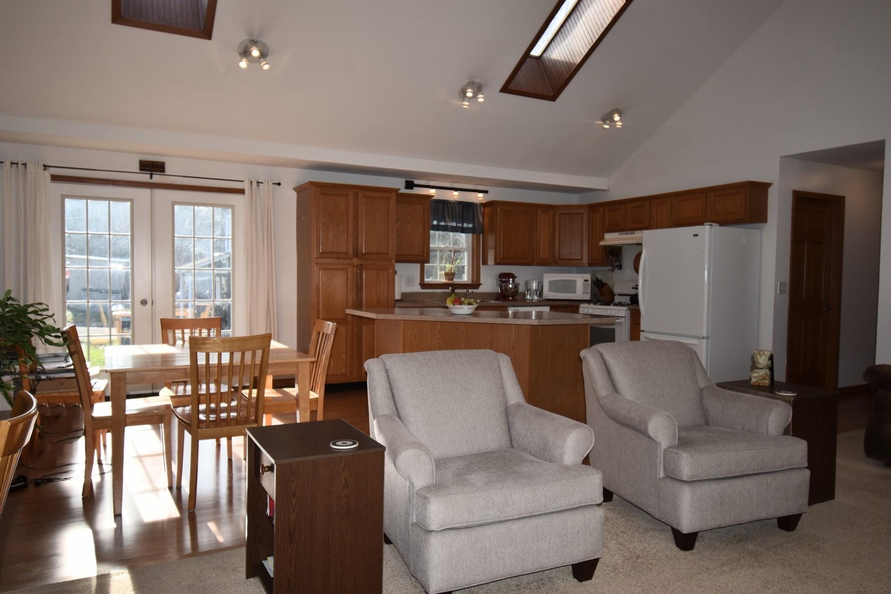28 Burnham Avenue Rutland, VT 05701 - Photo 13 of 36