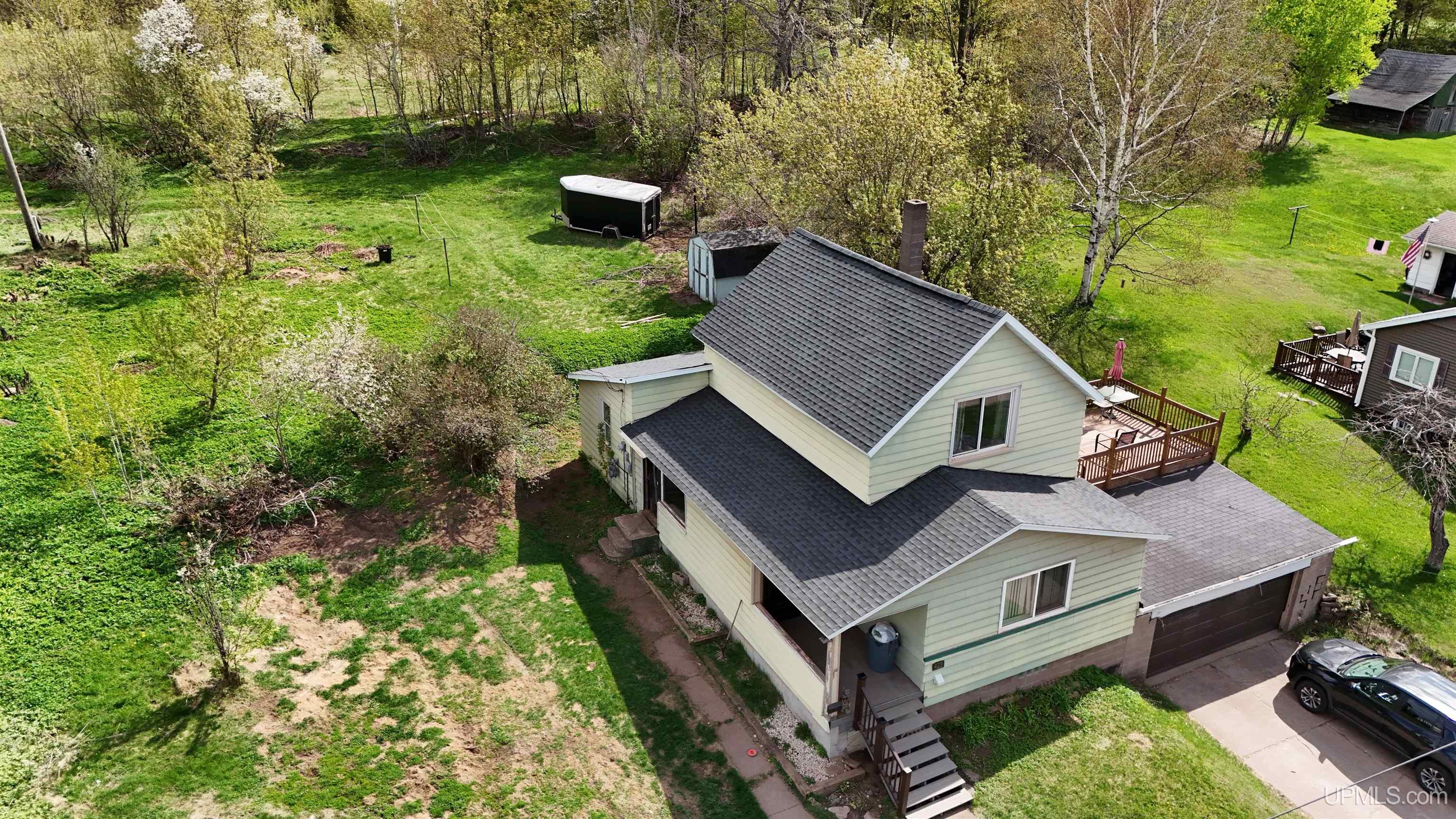 423 County Road Negaunee, MI 49866 - Photo 3 of 37