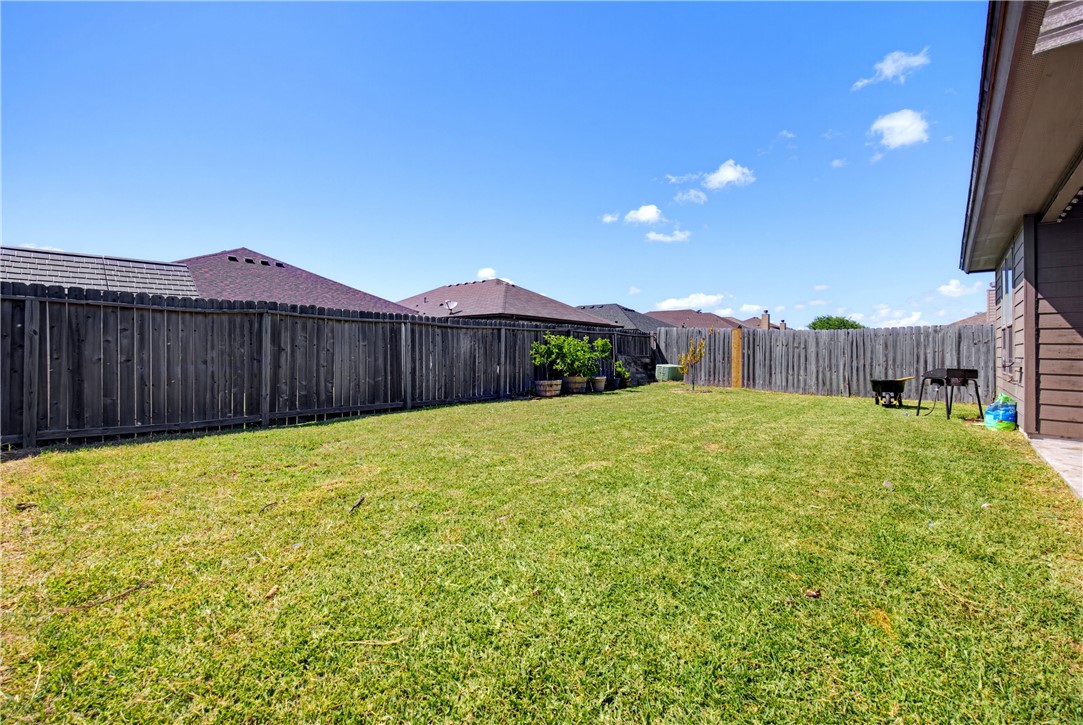 1012 Pasadena Street Portland, TX 78374 - Photo 25 of 25