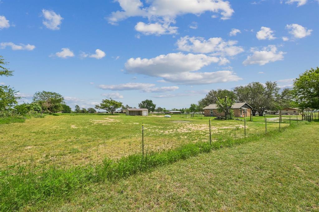 2762 West Highway 199 Springtown, TX 76082 - Photo 32 of 33 Home on 1-Acre