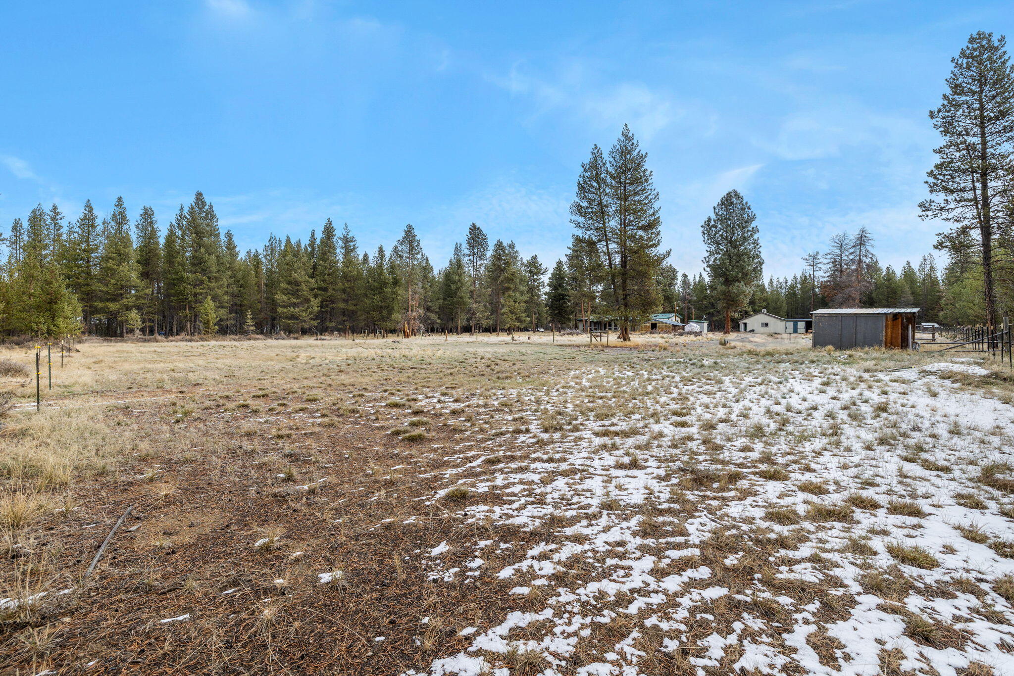 8146 Reeve Road La Pine, OR 97739 - Photo 32 of 38 2023_10_27_8146_reeve_road_la_pine-8