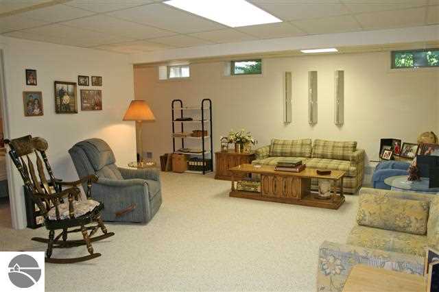 1317 Terra Road Traverse City, MI 49686 - Photo 22 of 33 1749193-21.JPG