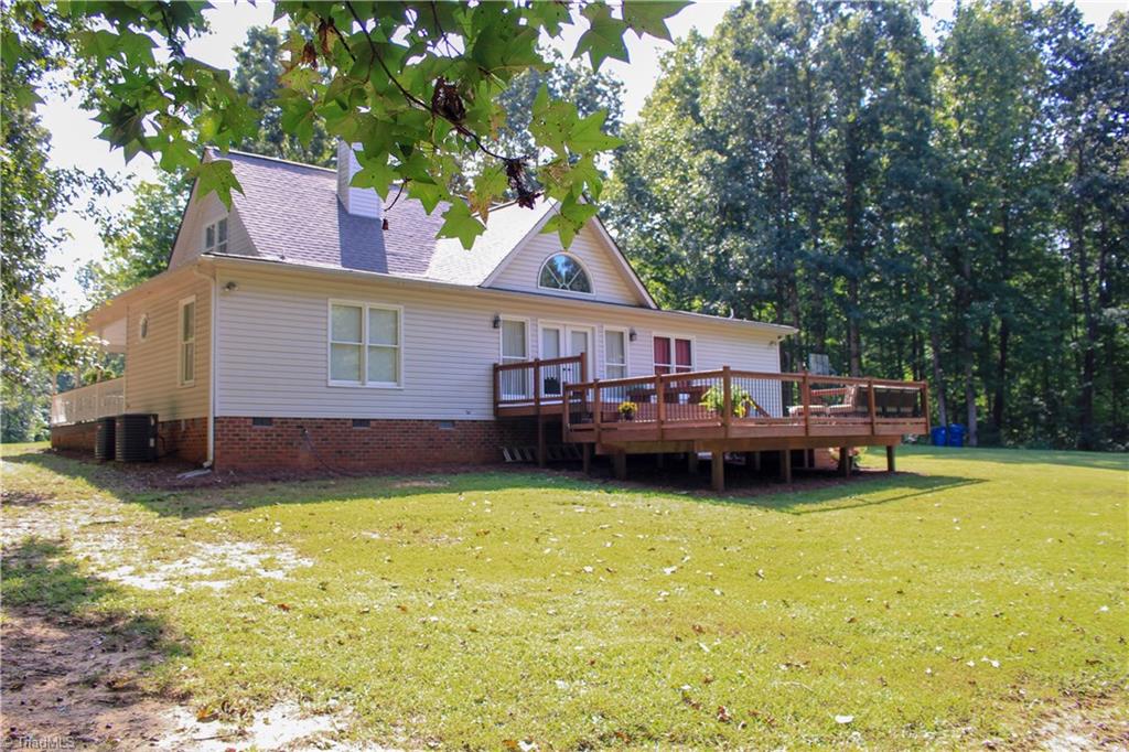 7232 Ledbetter Road Climax, NC 27233 - Photo 30 of 33 Exterior Rear View