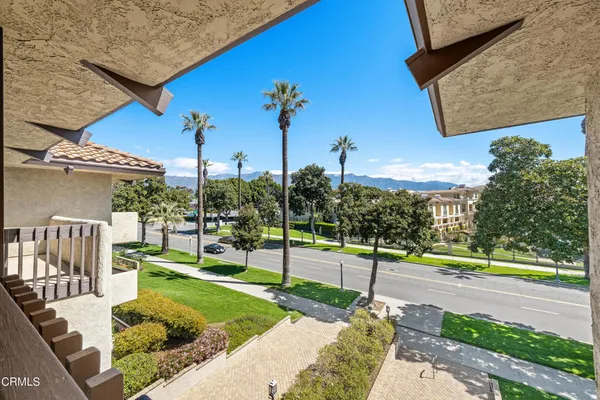 $5,300 | 111 South Orange Grove Boulevard, Unit 309, Pasadena, CA 91105
