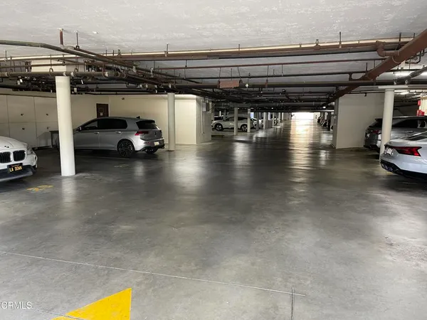 $5,300 | 111 South Orange Grove Boulevard, Unit 309, Pasadena, CA 91105