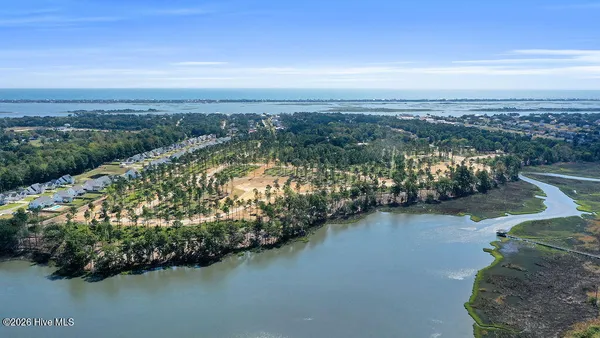 $1,200,000 | 115 Halcyon Drive, Hampstead, NC 28443