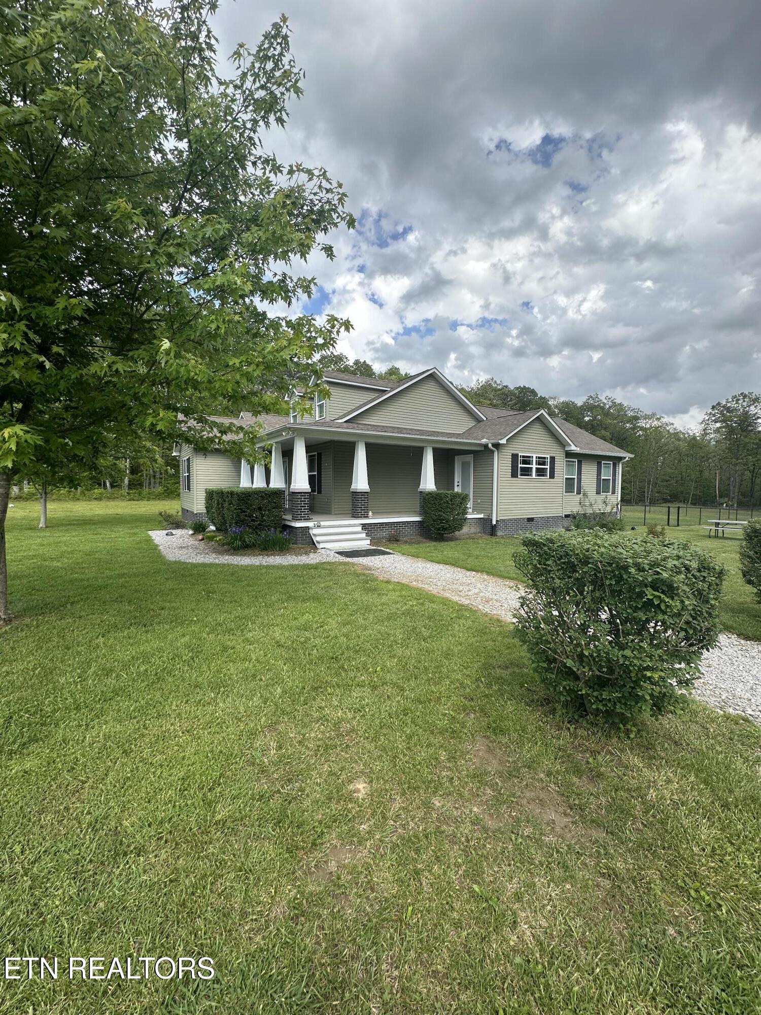 288 Ivey Road Crossville, TN 38571 - Photo 1 of 40 IMG_2397