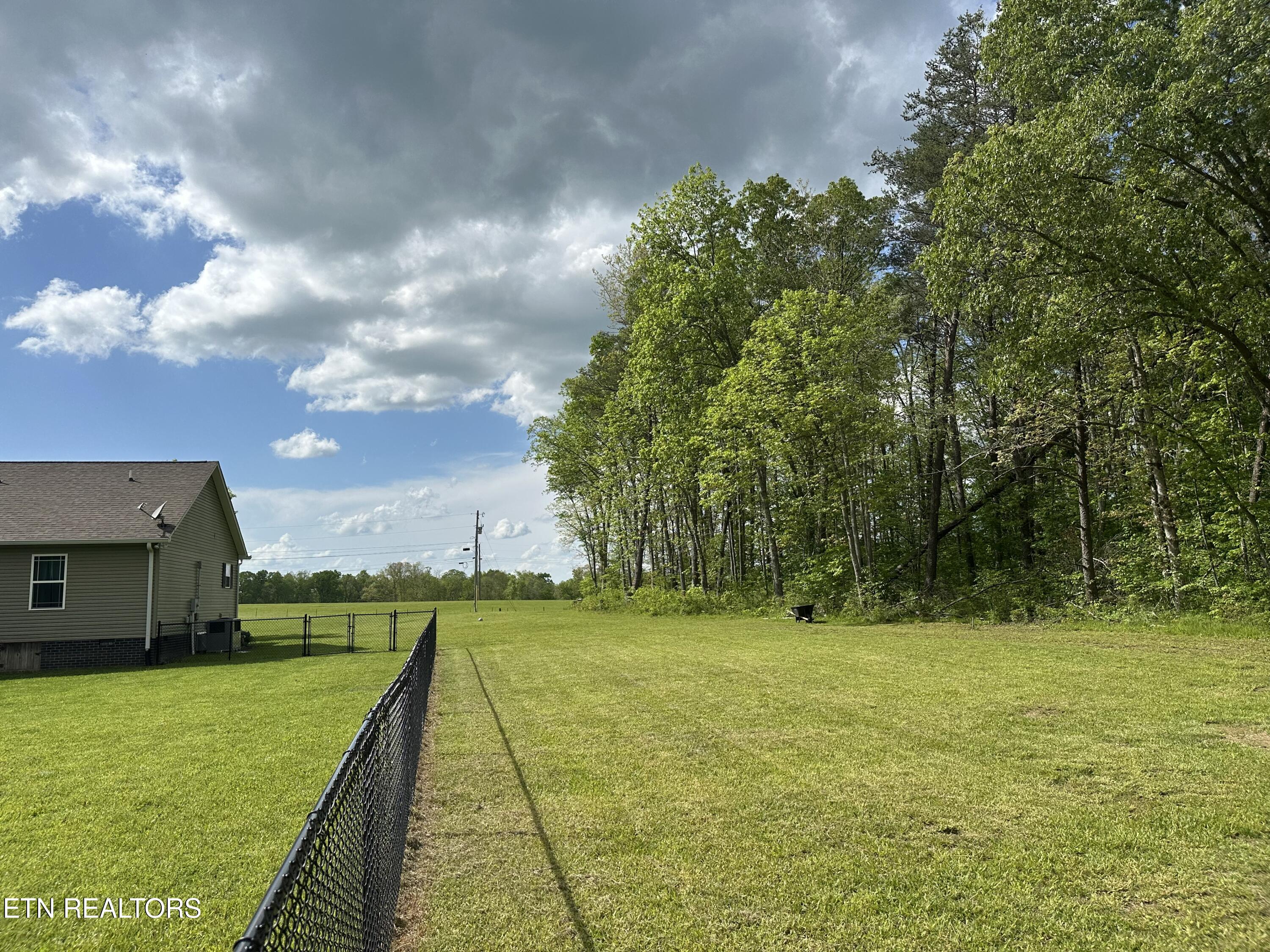 288 Ivey Road Crossville, TN 38571 - Photo 23 of 40 IMG_2411