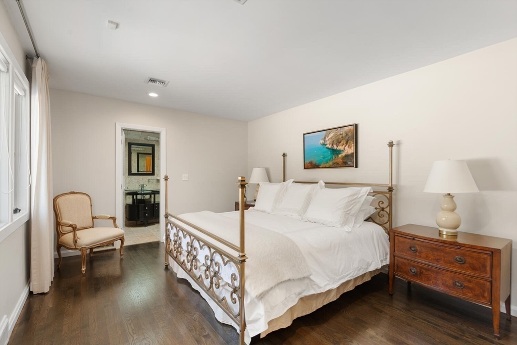 9 Singletree Road Brookline, MA 02467 - Photo 12 of 39