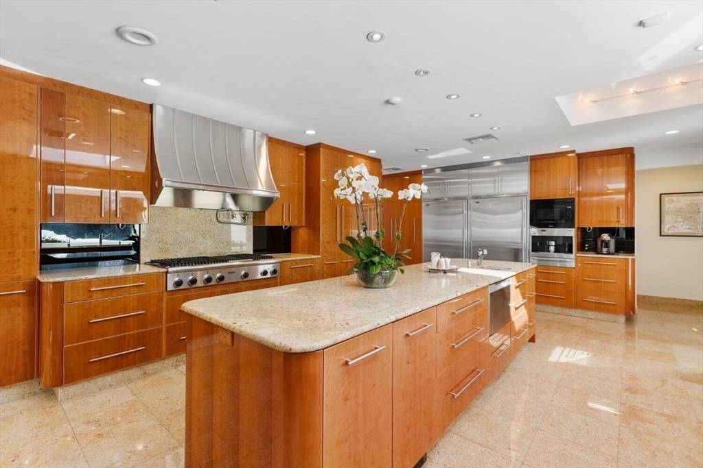 9 Singletree Road Brookline, MA 02467 - Photo 17 of 39