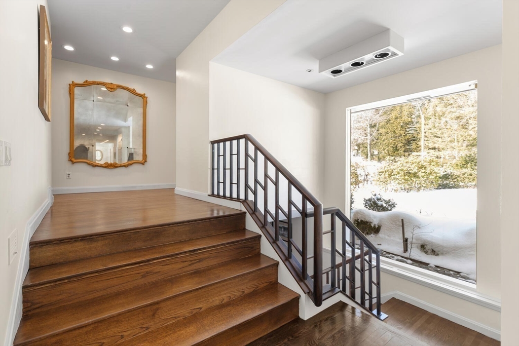 9 Singletree Road Brookline, MA 02467 - Photo 21 of 39