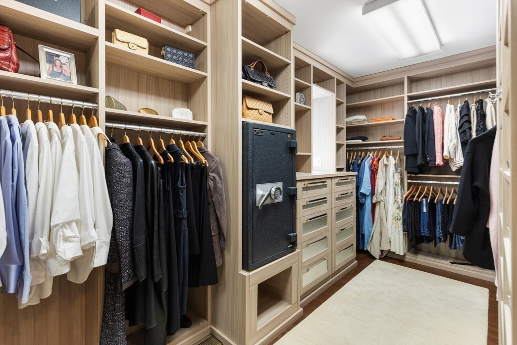 9 Singletree Road Brookline, MA 02467 - Photo 26 of 39