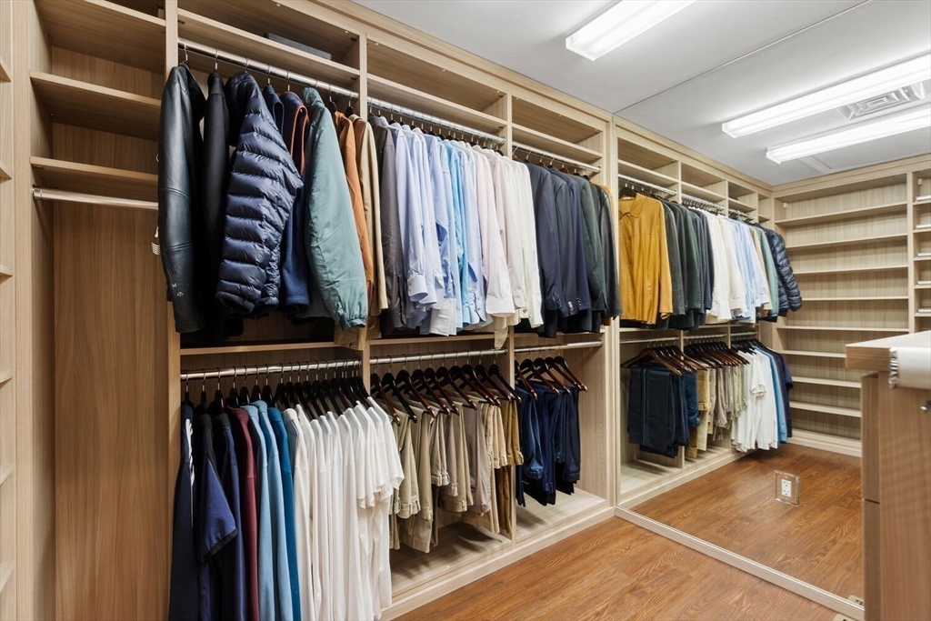 9 Singletree Road Brookline, MA 02467 - Photo 27 of 39