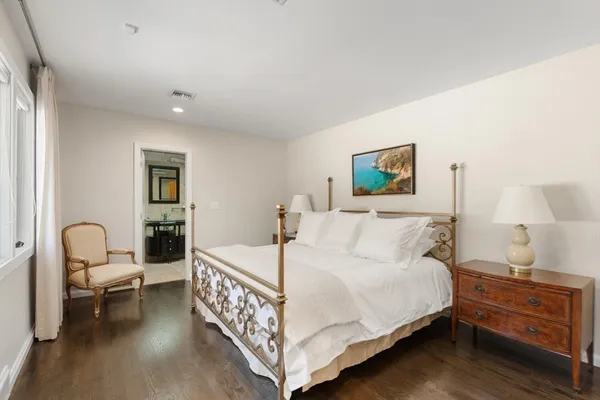 $5,700,000 | 9 Singletree Road, Brookline, MA 02467