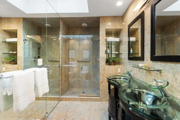 $5,700,000 | 9 Singletree Road, Brookline, MA 02467
