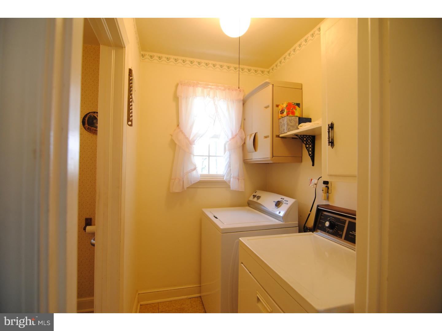 2372 Boyd Road Huntingdon Valley, PA 19006 - Photo 13 of 24 Laundry Room
