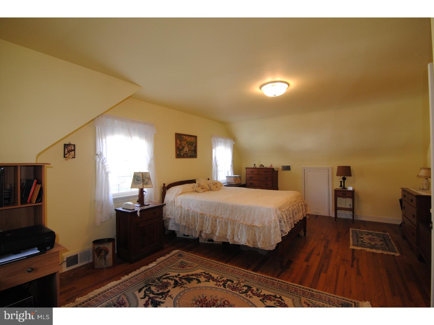 2372 Boyd Road Huntingdon Valley, PA 19006 - Photo 15 of 24 Bedroom - Main
