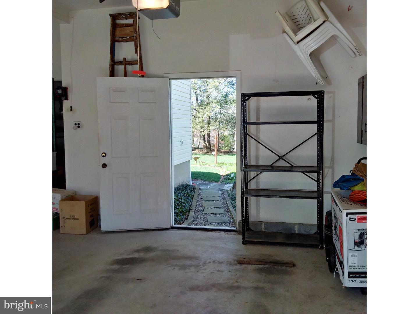 2372 Boyd Road Huntingdon Valley, PA 19006 - Photo 20 of 24 Garage