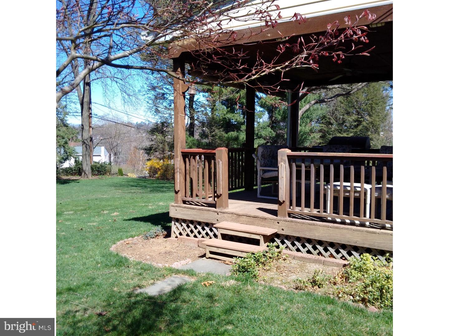 2372 Boyd Road Huntingdon Valley, PA 19006 - Photo 23 of 24 Deck