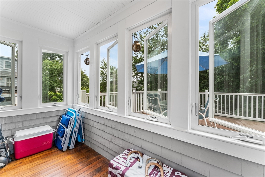 154 Cherry Street Newton, MA 02465 - Photo 12 of 36