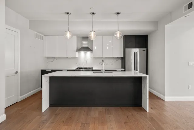 $3,750 | 54 Pleasant Street, Unit 4, Boston, MA 02125