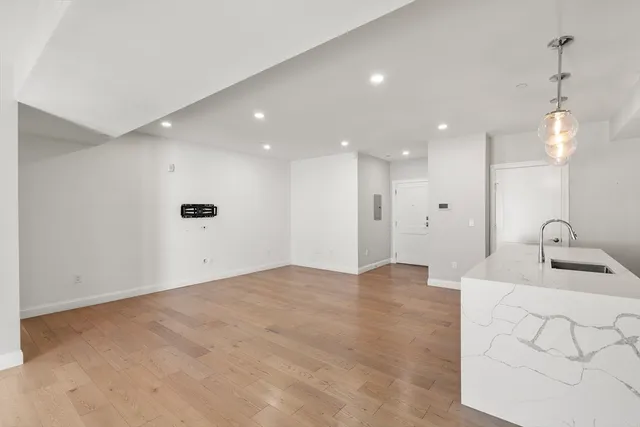 $3,750 | 54 Pleasant Street, Unit 4, Boston, MA 02125