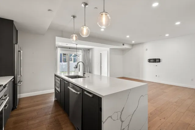 $3,750 | 54 Pleasant Street, Unit 4, Boston, MA 02125