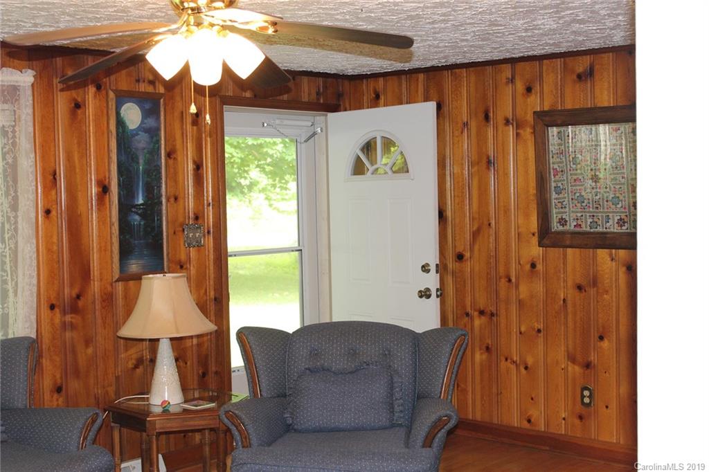 76 Morris Road Brevard, NC 28712 - Photo 4 of 22 Gallery Image 4