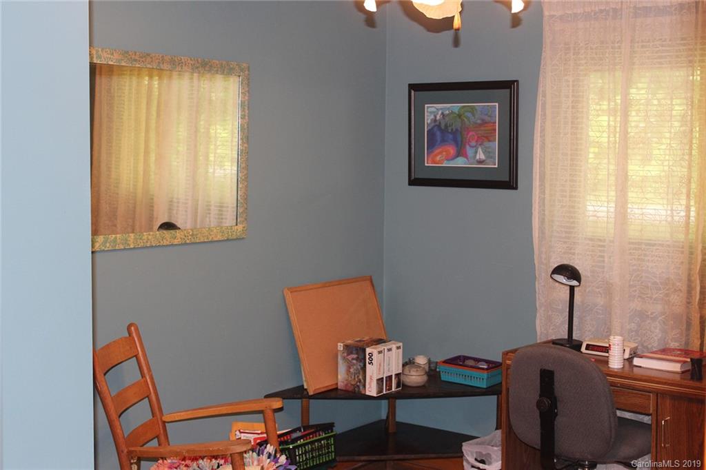 76 Morris Road Brevard, NC 28712 - Photo 6 of 22 Gallery Image 6