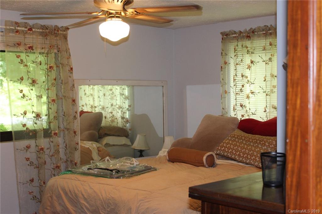 76 Morris Road Brevard, NC 28712 - Photo 7 of 22 Gallery Image 7