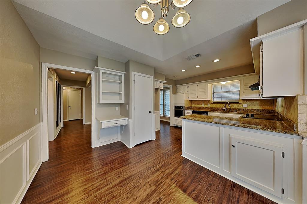 3320 Cross Bend Road Plano, TX 75023 - Photo 6 of 22