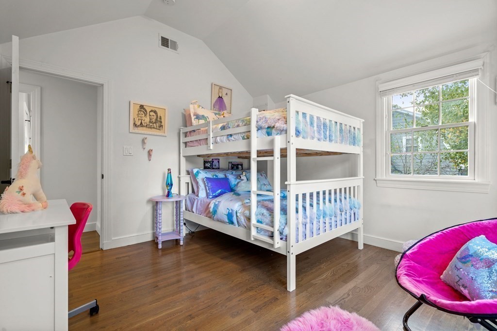 73 Puritan Road Newton, MA 02468 - Photo 20 of 30